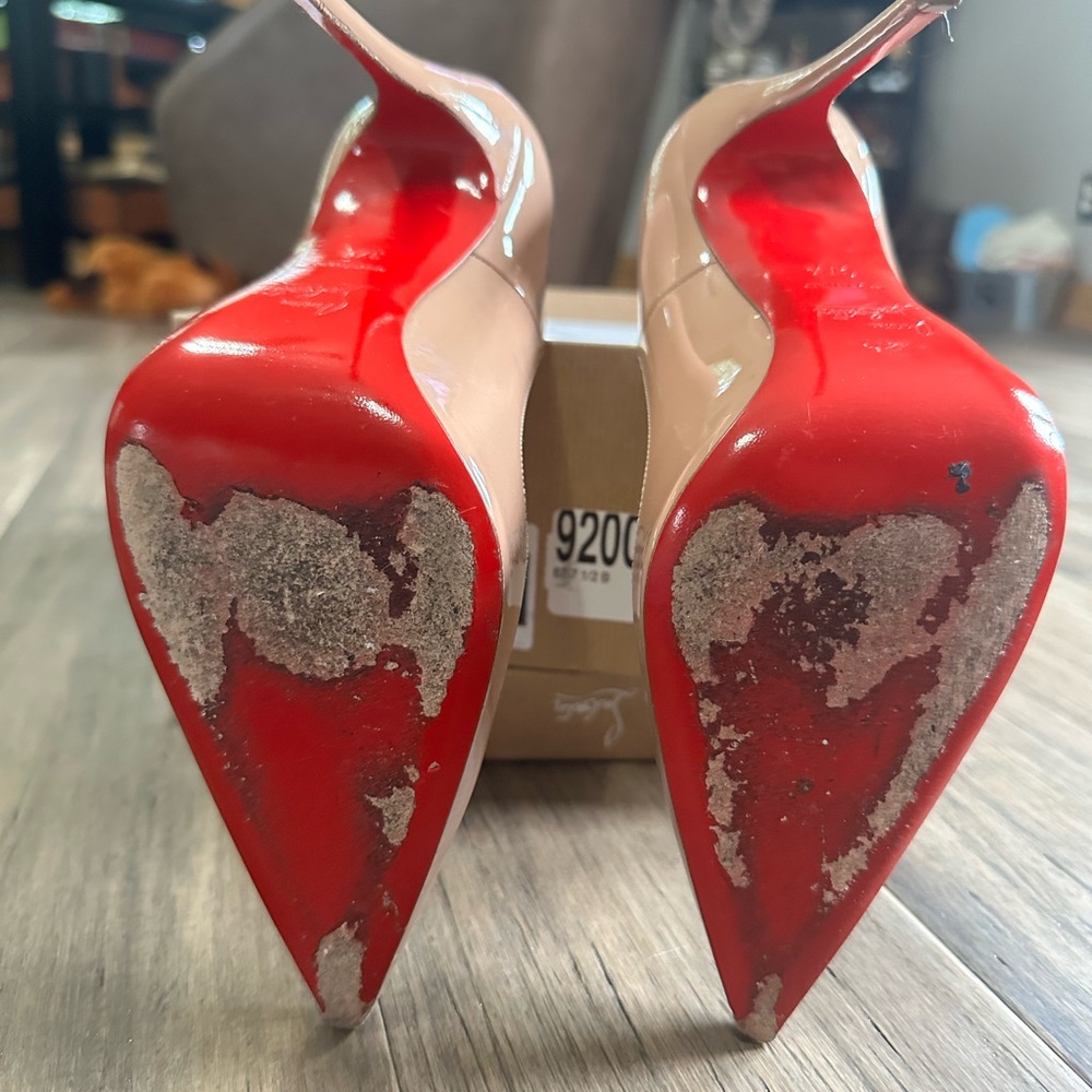 AUTHENTIC Christian Louboutin So Kate’s - Picture 9 of 12